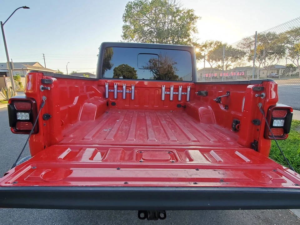2020 Jeep JT Gladiator - Image 8 of 16