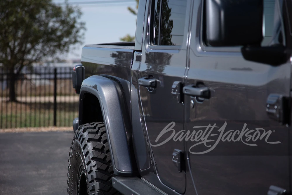 2020 Jeep JT Gladiator - Image 18 of 31