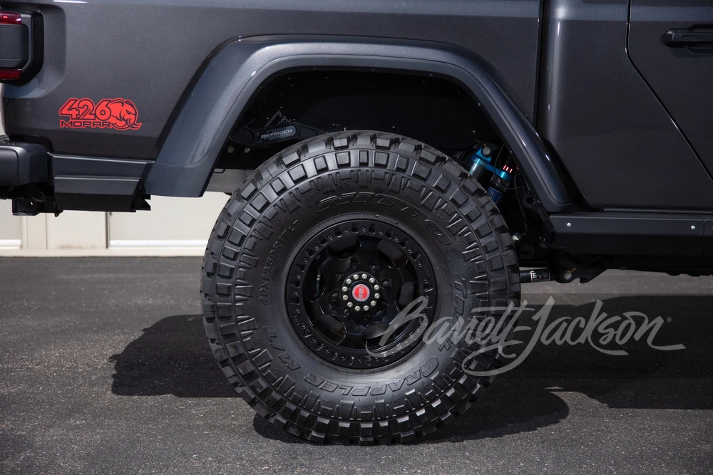 2020 Jeep JT Gladiator - Image 18 of 31