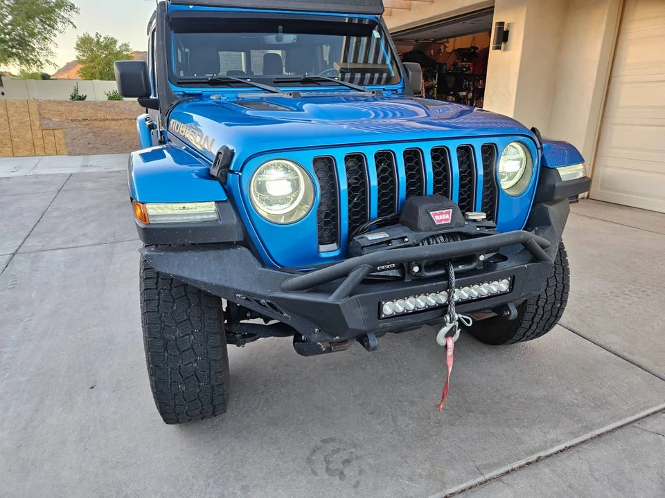 2020 Jeep JT Gladiator - Image 2 of 14