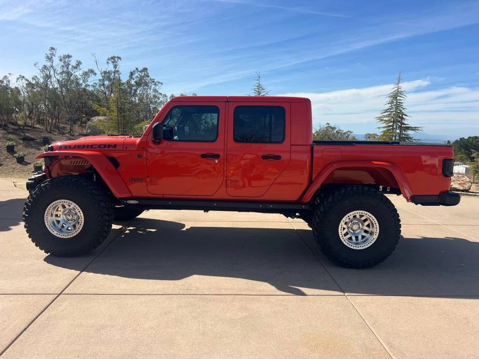 2020 Jeep JT Gladiator - Image 5 of 14