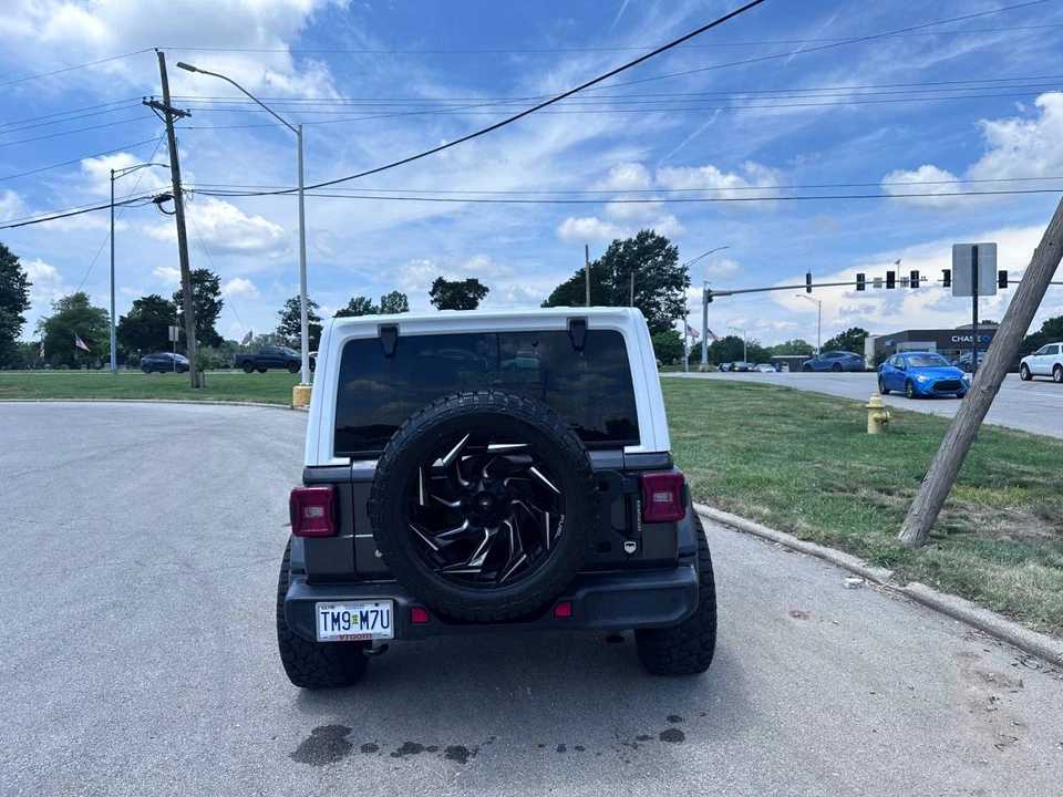 2020 Jeep JL Wrangler - Image 3 of 12