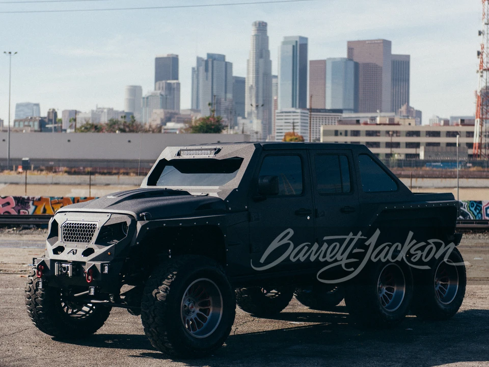 2020 Jeep JL Wrangler - Image 16 of 19