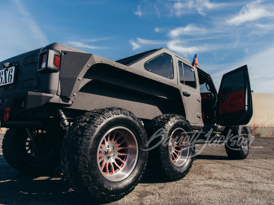 2020 Jeep JL Wrangler - Image 14 of 19