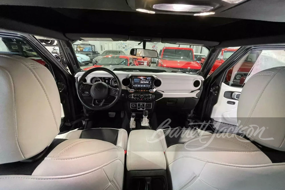 2020 Jeep JL Wrangler - Image 12 of 31