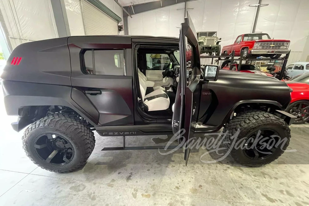 2020 Jeep JL Wrangler - Image 29 of 31