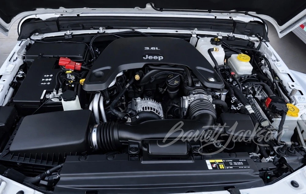 2020 Jeep JL Wrangler - Image 3 of 6