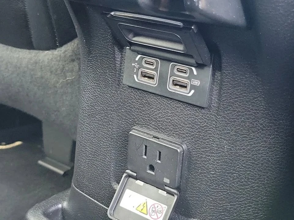 2020 Jeep JL Wrangler - Image 12 of 20
