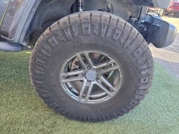 2020 Jeep JL Wrangler - Image 2 of 21