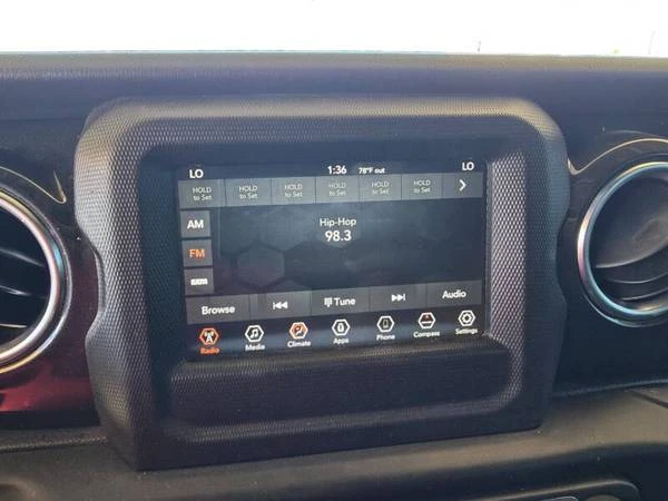 2020 Jeep JL Wrangler - Image 15 of 21