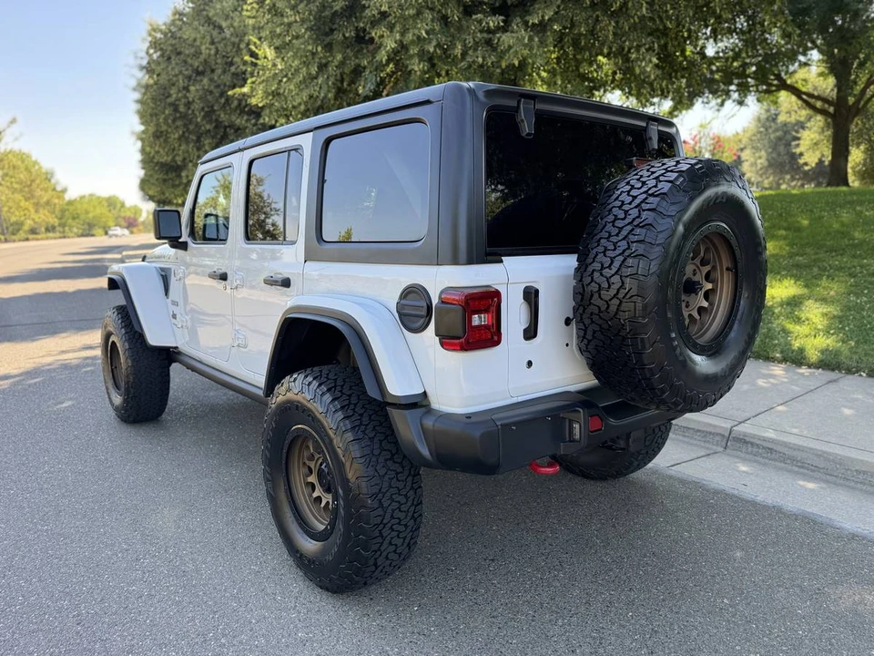 2020 Jeep JL Wrangler - Image 8 of 20