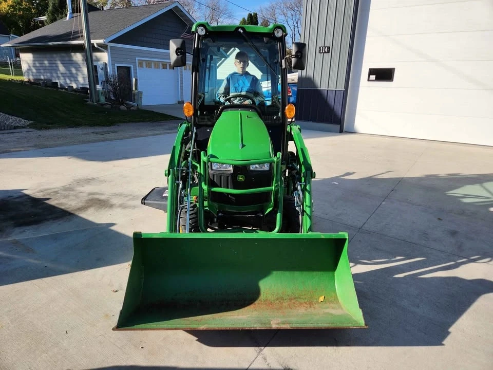 2020 John Deere - Image 4 of 17
