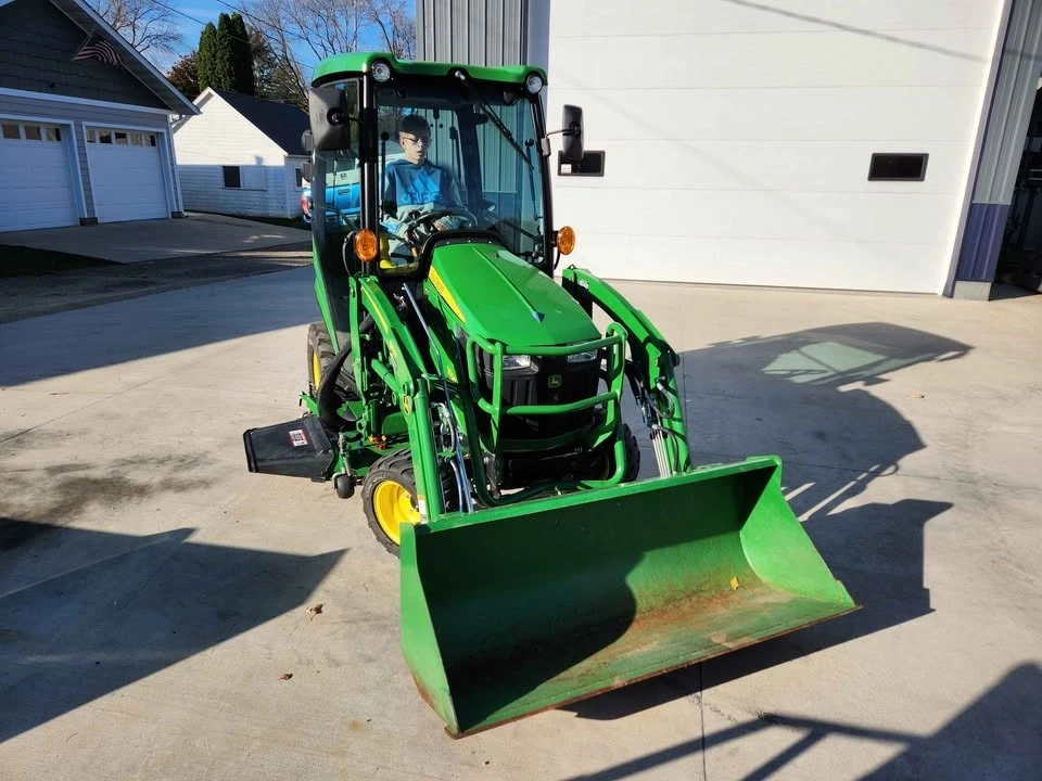 2020 John Deere - Image 5 of 17