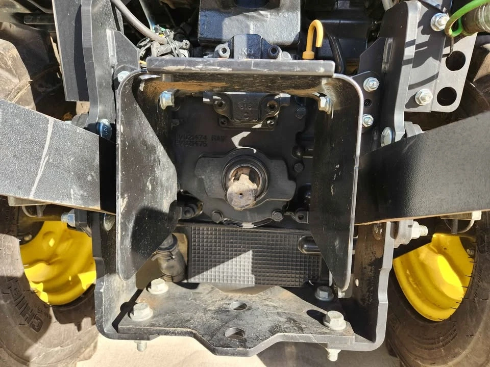2020 John Deere - Image 12 of 17