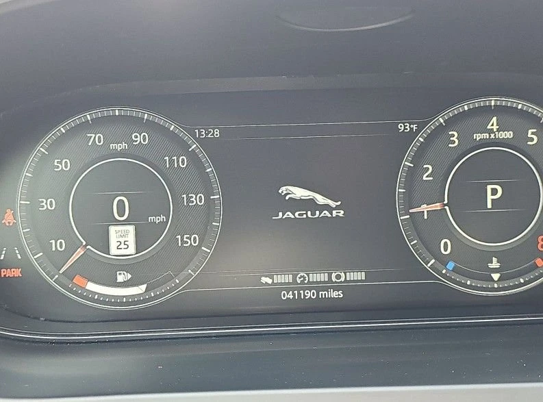 2020 Jaguar E-Pace - Image 12 of 14