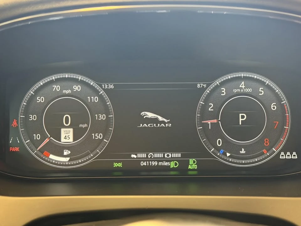 2020 Jaguar E-Pace - Image 14 of 20