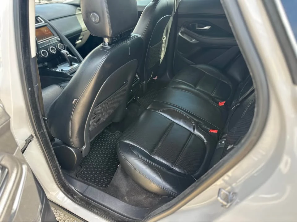 2020 Jaguar E-Pace - Image 6 of 8