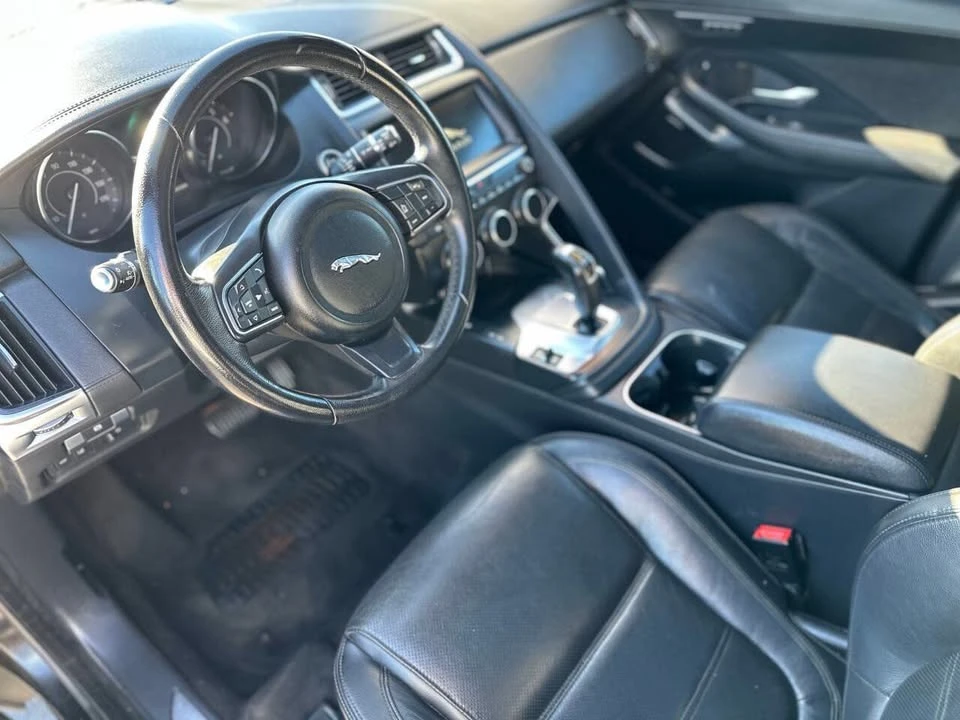 2020 Jaguar E-Pace - Image 9 of 20