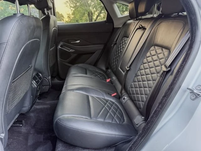 2020 Jaguar E-Pace - Image 17 of 20