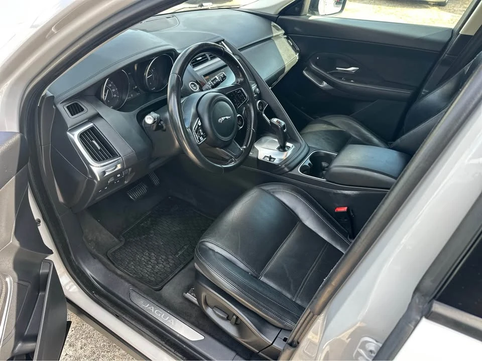 2020 Jaguar E-Pace - Image 5 of 8