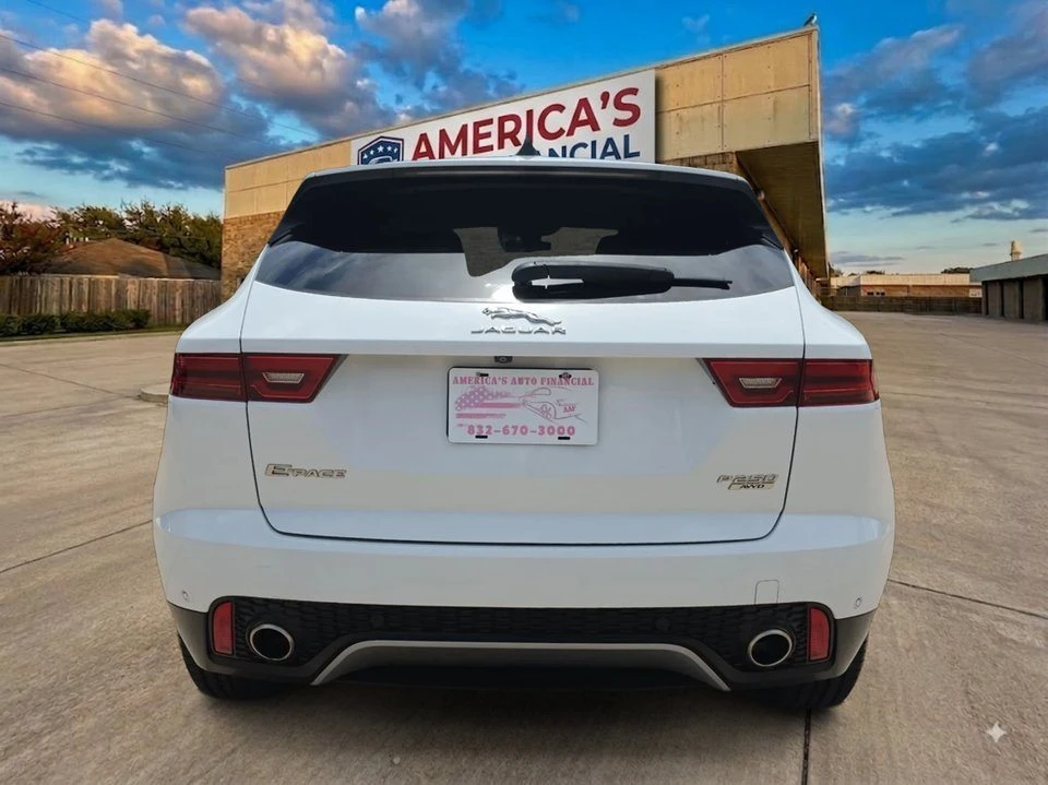 2020 Jaguar E-Pace - Image 4 of 20