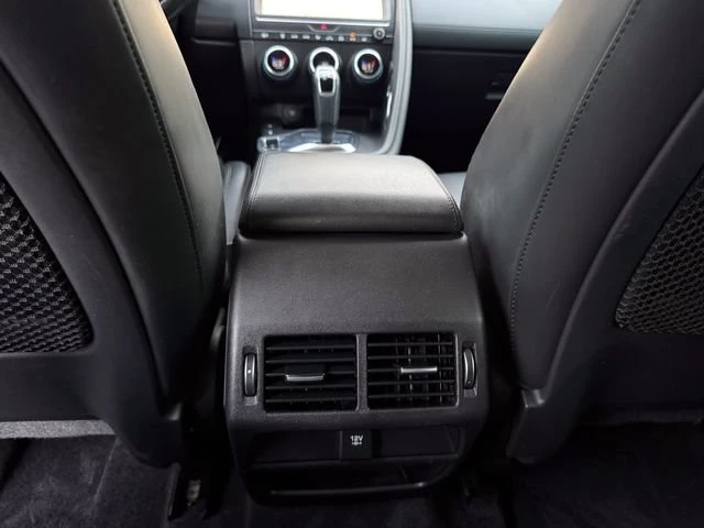 2020 Jaguar E-Pace - Image 19 of 20