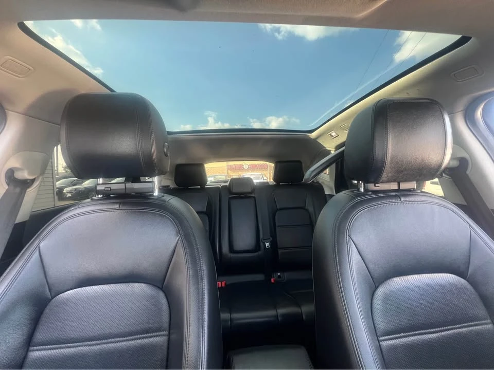 2020 Jaguar E-Pace - Image 12 of 20