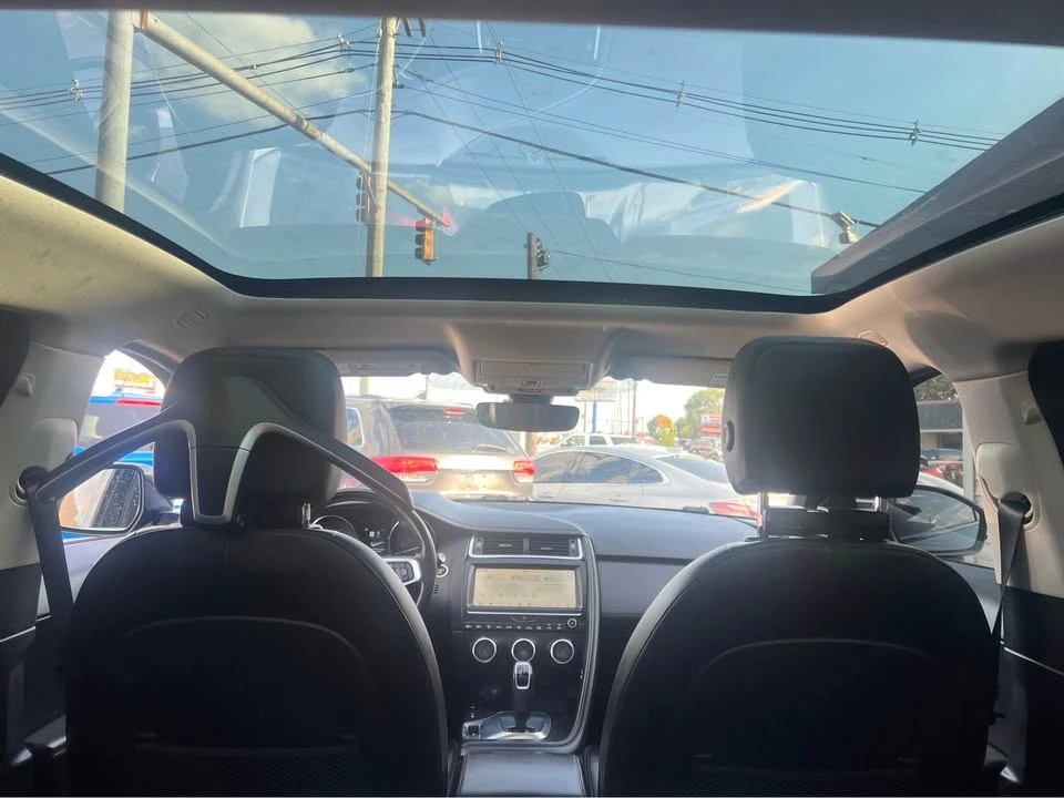 2020 Jaguar E-Pace - Image 16 of 20
