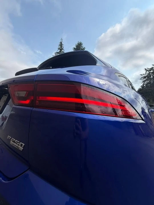 2020 Jaguar E-Pace - Image 11 of 20