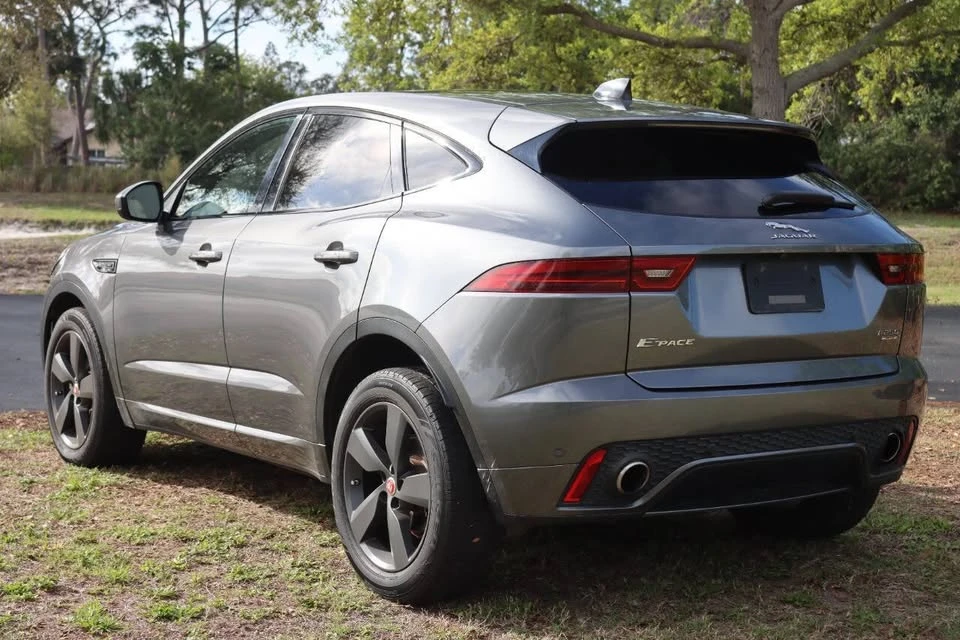 2020 Jaguar E-Pace - Image 5 of 20