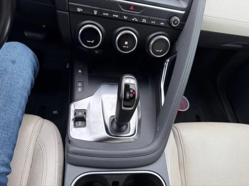 2020 Jaguar E-Pace - Image 7 of 7