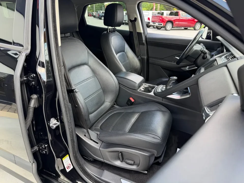 2020 Jaguar E-Pace - Image 12 of 20