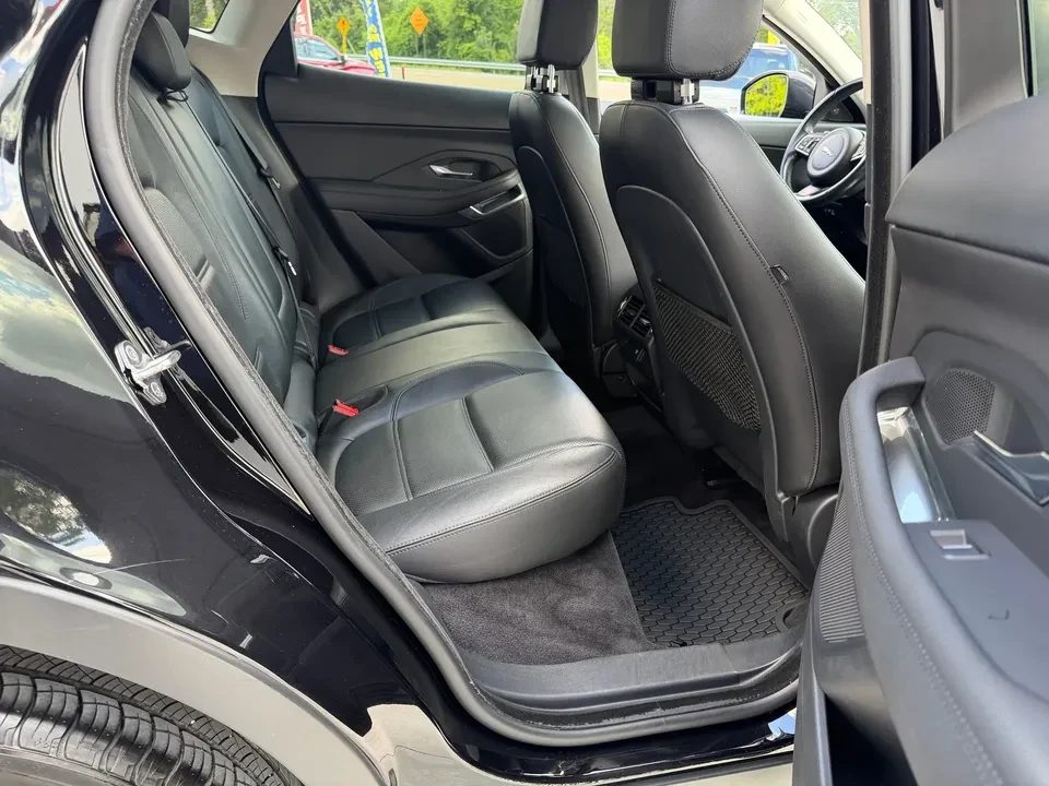 2020 Jaguar E-Pace - Image 11 of 20