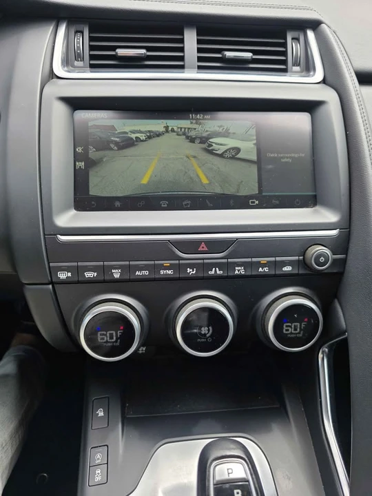 2020 Jaguar E-Pace - Image 8 of 20
