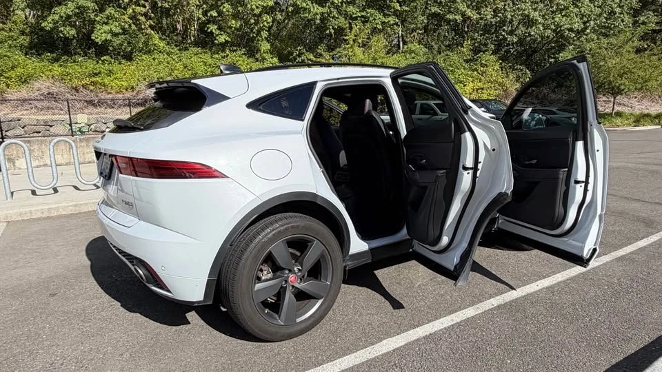 2020 Jaguar E-Pace - Image 3 of 15