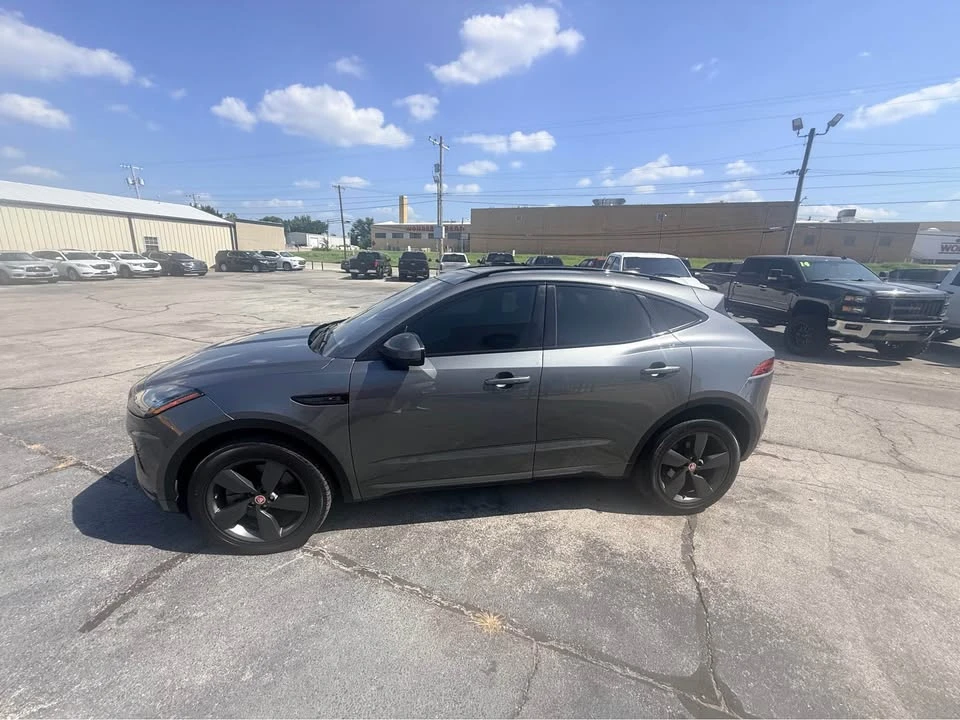 2020 Jaguar E-Pace - Image 5 of 15