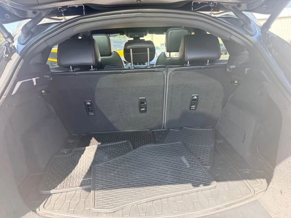 2020 Jaguar E-Pace - Image 15 of 15