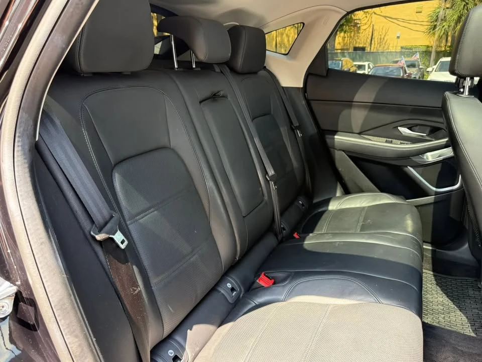 2020 Jaguar E-Pace - Image 17 of 20