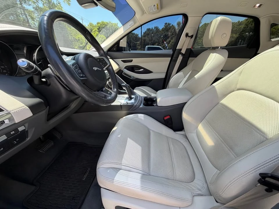 2020 Jaguar E-Pace - Image 12 of 13