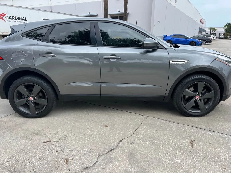 2020 Jaguar E-Pace - Image 4 of 17