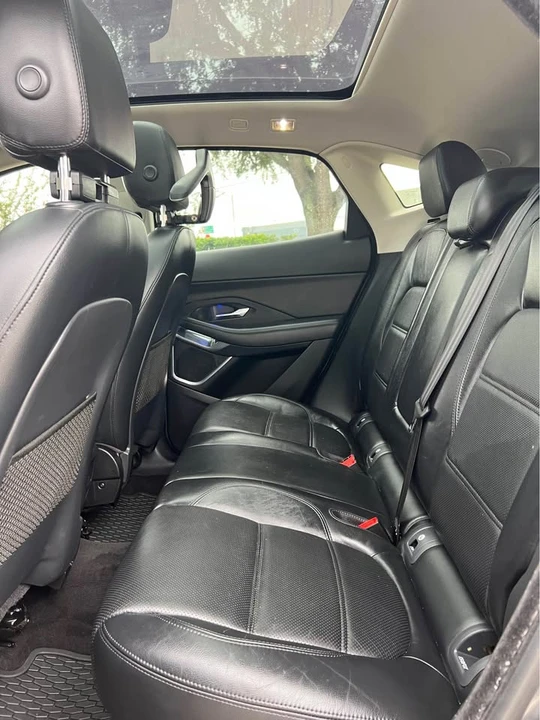 2020 Jaguar E-Pace - Image 8 of 17