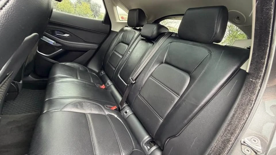 2020 Jaguar E-Pace - Image 10 of 16