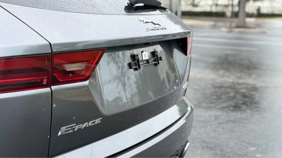 2020 Jaguar E-Pace - Image 7 of 16