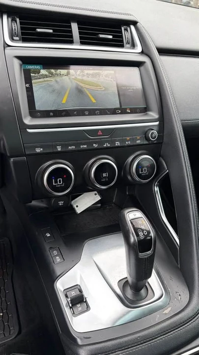 2020 Jaguar E-Pace - Image 14 of 16