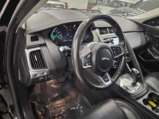 2020 Jaguar E-Pace - Image 5 of 20