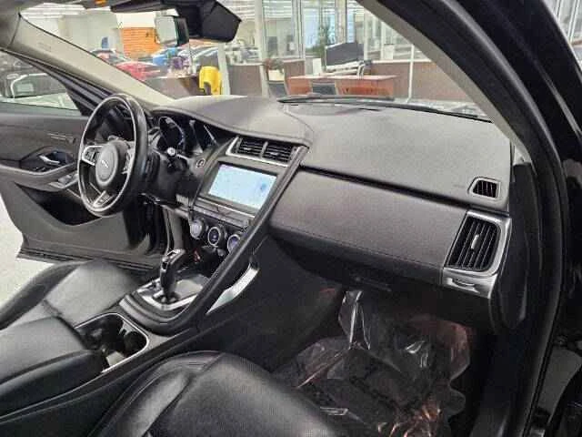 2020 Jaguar E-Pace - Image 4 of 20