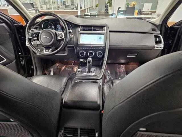 2020 Jaguar E-Pace - Image 7 of 20