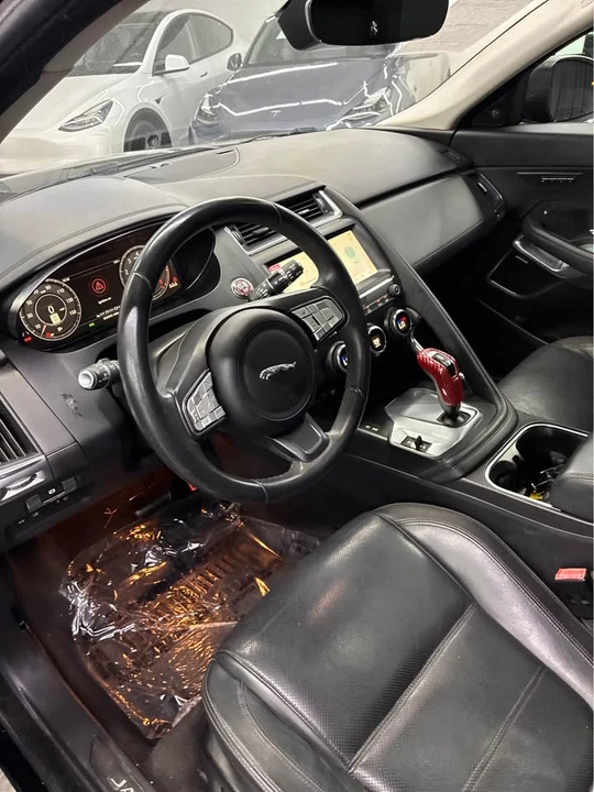 2020 Jaguar E-Pace - Image 8 of 9