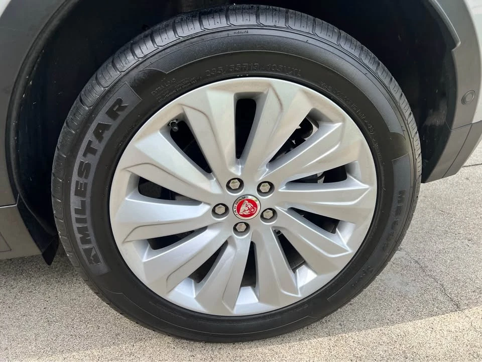 2020 Jaguar E-Pace - Image 3 of 14