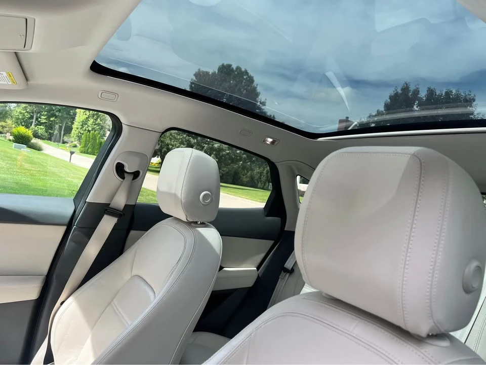 2020 Jaguar E-Pace - Image 6 of 14
